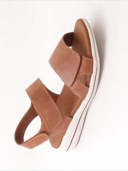 Green Comfort Sandal. 422004Q30