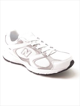 New Balance Sneakers. P40866R