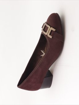 Soft Line Pumps. 8-22369-45