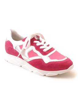 B& Co Sneakers. 2450100164