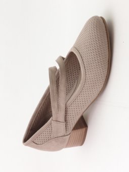 Soft Line Pumps. 8-24363-42