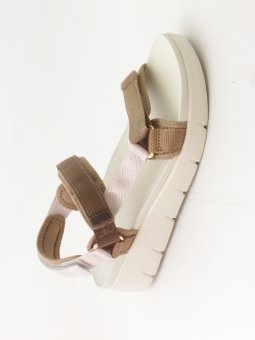 Green Comfort Sandal. 422043Q62