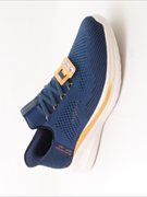 Skechers Sneakers. 210810