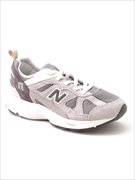 New Balance Sneakers. PV878GG1