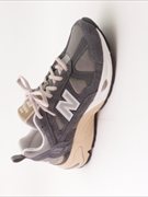 New Balance Sneakers. CM878MG1