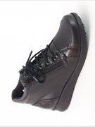 New Feet Sn�rest�vle. 252-33-210
